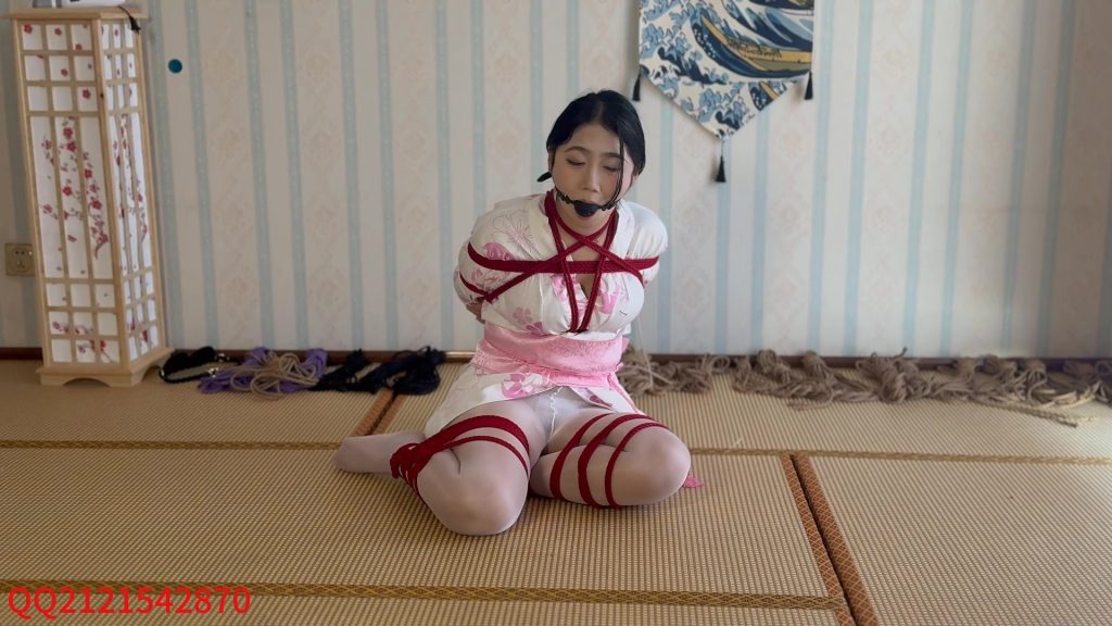 【悦感日记】小美和服女神体验紧缚|原味嘟嘴|电击训练|嘟嘴展示|深喉训练-视频-5元站
