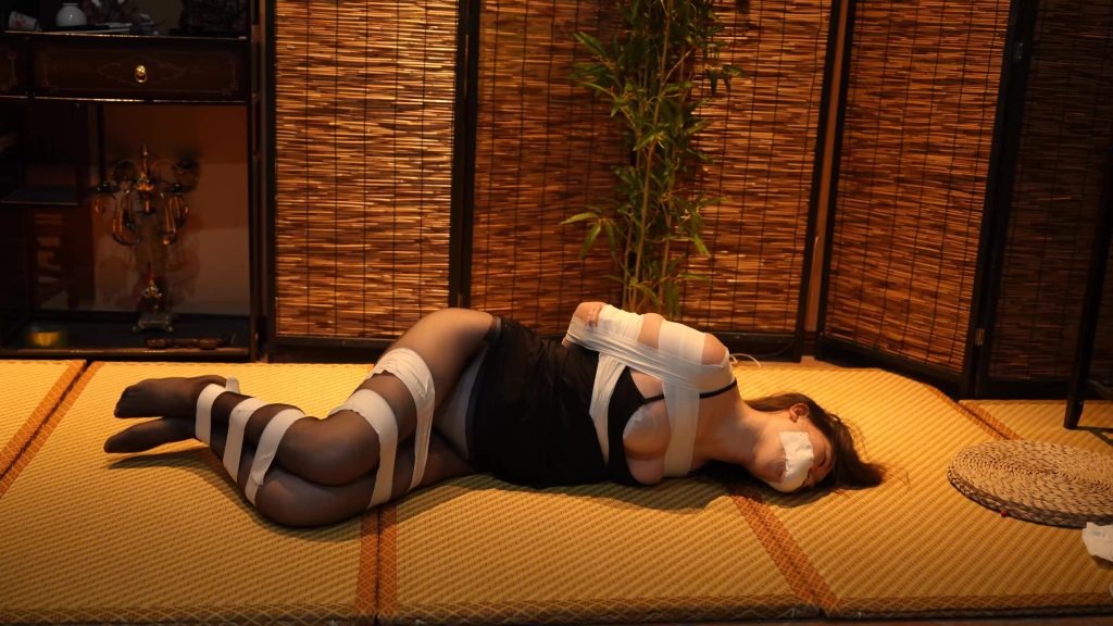 【四季屋】《全包系列1》-视频-5元站