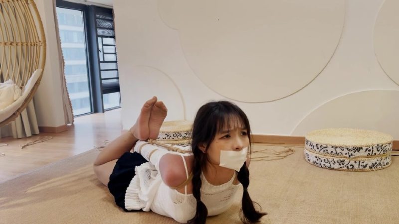 【奥特曼】绳艺日常：新认识的小娜妹妹，初次体验被绑，挣扎到崩溃-视频-5元站