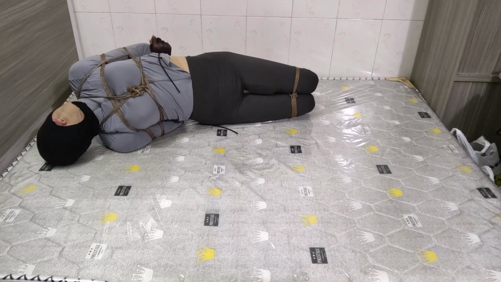 【稳画人】瑜伽服丝袜驷马自缚电击play（伪娘）-视频-5元站