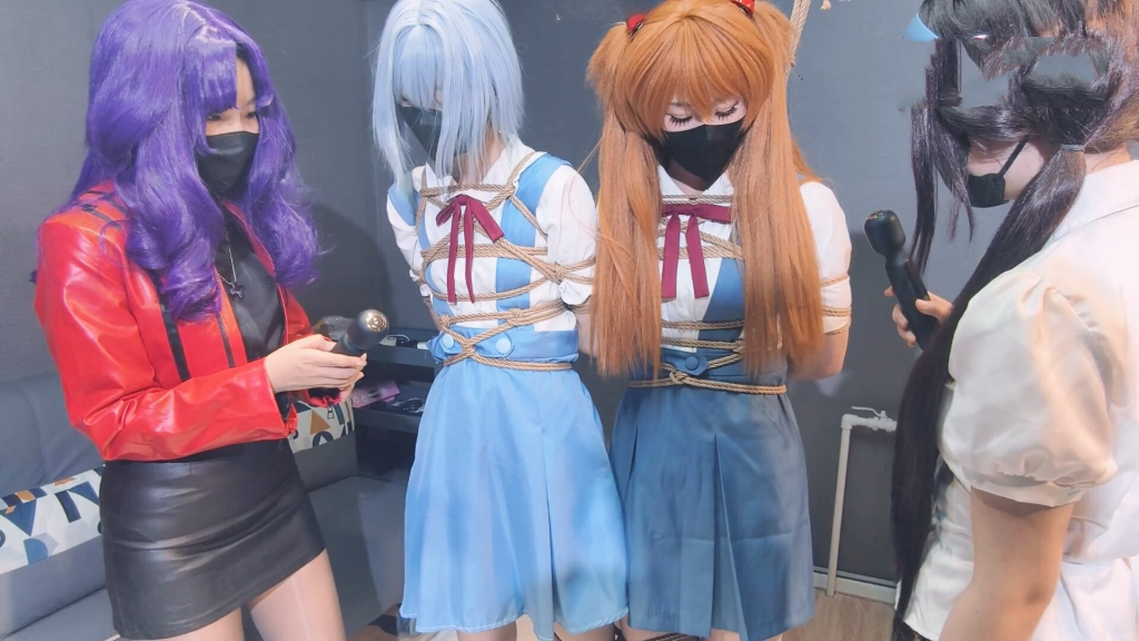 【BadCat】【诚意满满的剧情大作】【工作室全员出镜 妙妙X咲希X依依X雪碧】【EVA系列 明日香的羞耻矫正特训】【咲希COS凌波丽 伪娘雪碧再次出演明日香 紧缚吊绑 震动棒羞耻刺激 驷马挣扎 … -视频-5元站