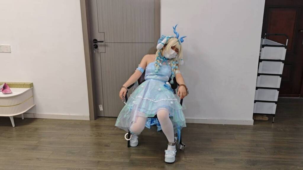 【苏苏】被入室抢劫的瑶瑶公主，镣铐拘束尝试逃脱再次被抓，tk白丝雪糕，强制td阅读-视频-5元站