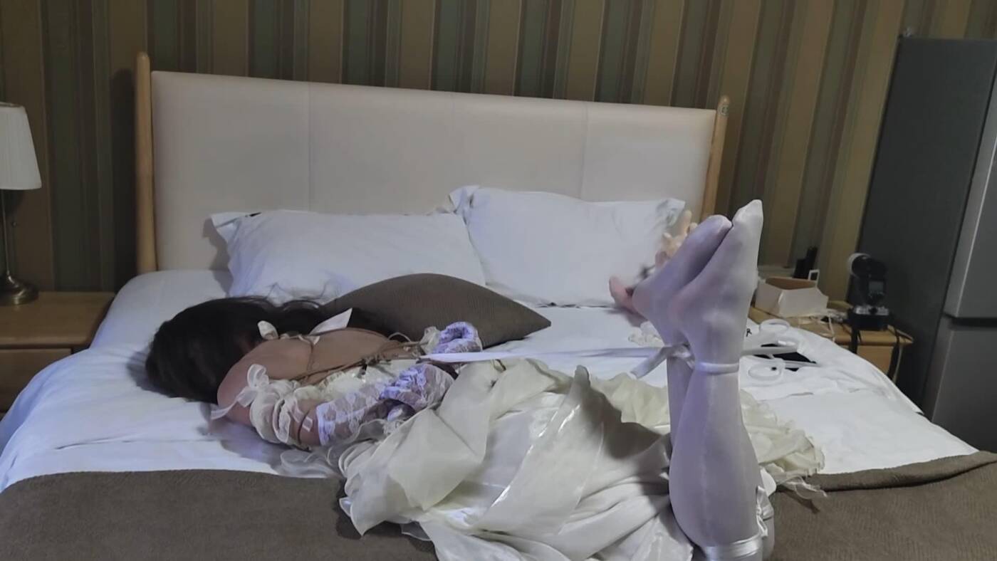 【一只苒苒】小南娘酒店被捆痛苦挣扎-视频-5元站