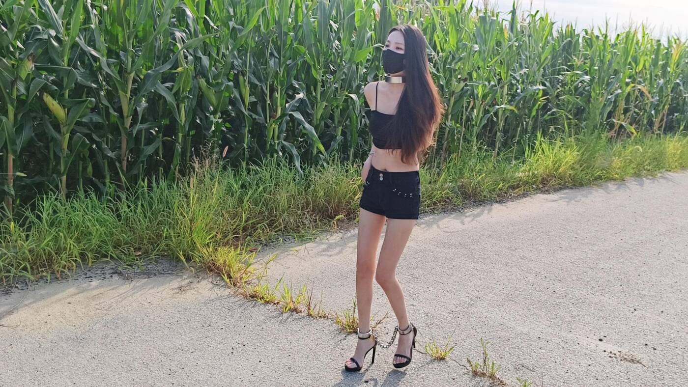 【魔力茉莉】小水被流放……大野地里的流放，10几cm的脚镣和背考-视频-5元站