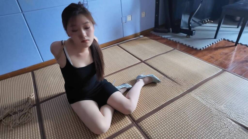 【一绳所爱】王贝贝紧缚堵嘴-视频-5元站