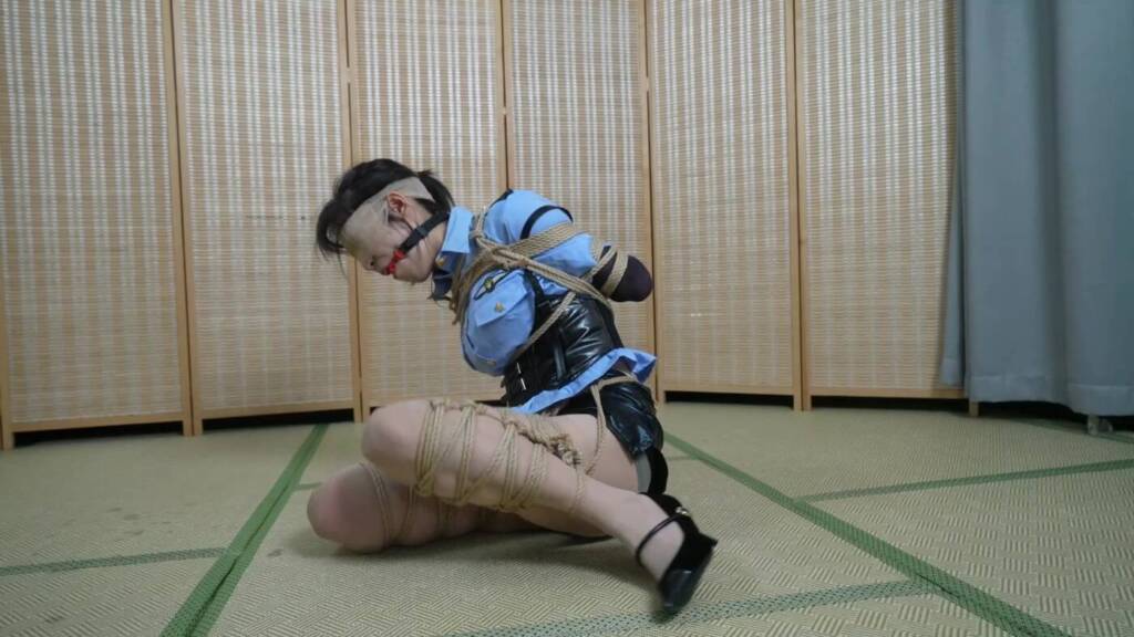 【象人工作室】【嗷嗷】严密紧缚！女搜查官捆绑挣脱挑战，第三期！嗷“景观”能否和前两次一样挣脱束缚呢？-视频-5元站