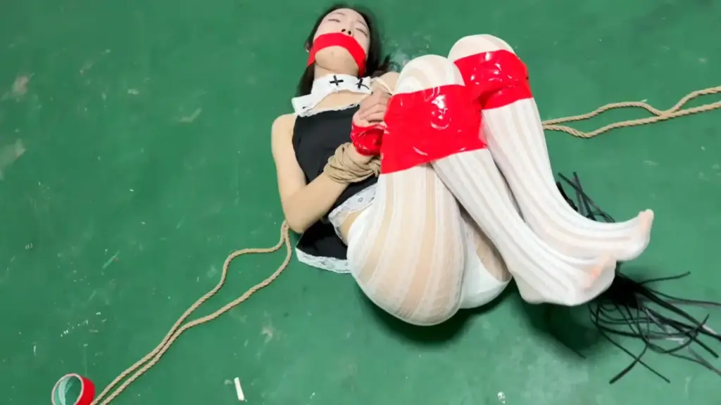 图片[2]-【媚娘工作室】罪恶男m反制猥亵女s/恋足/舔舐-视频-5元站